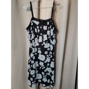Black/ White Floral Print Dress